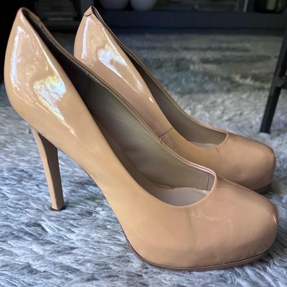 NEW Kelsi Dagger patent leather Pumps